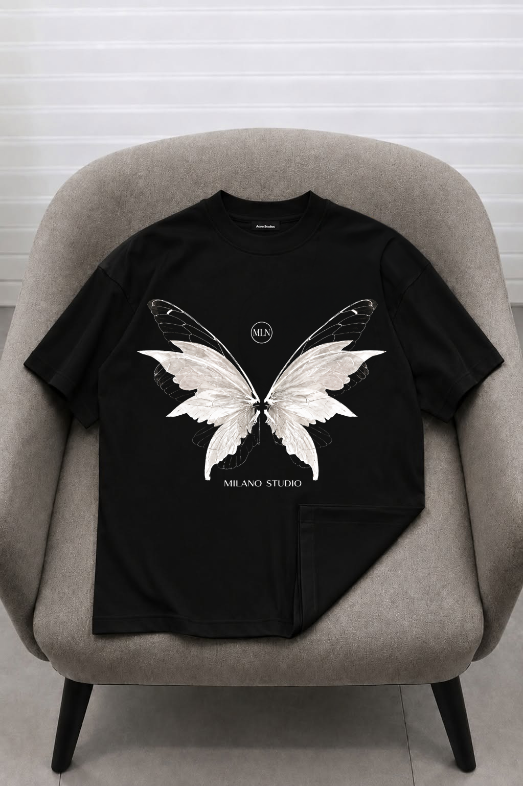 BLACK BUTTERFLY Tee