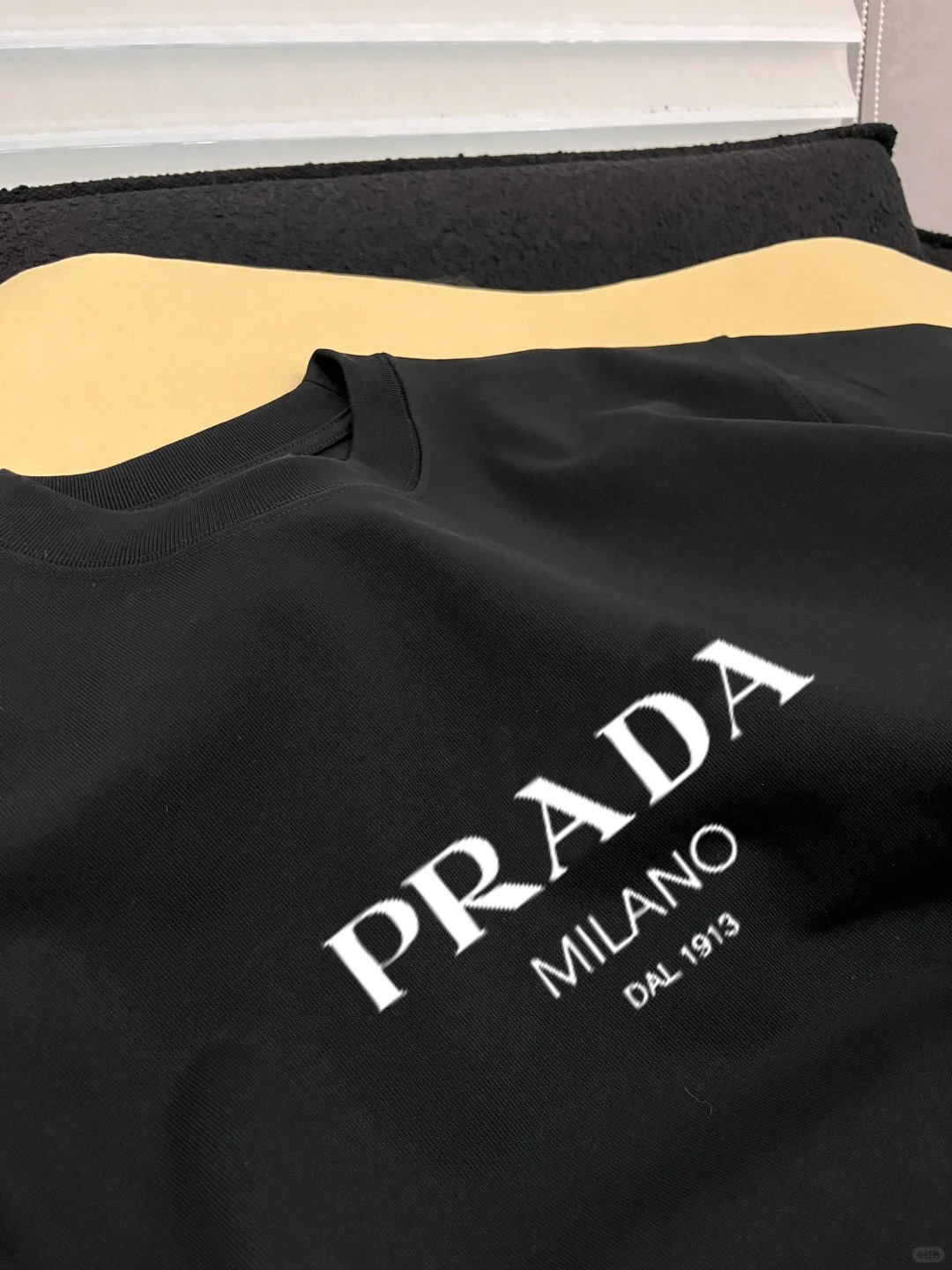Áo MILANO PRAHA